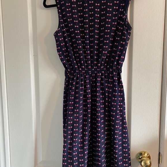 Women’s navy dress with bow detailing - Picture 3 of 3